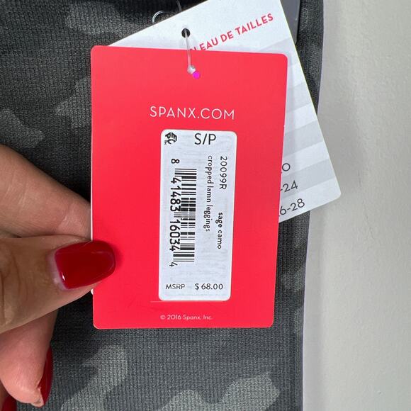SPANX NEW w/ Tags Look at Me Now Cropped Seamless Leggings Sage Camo Small - Picture 6 of 9